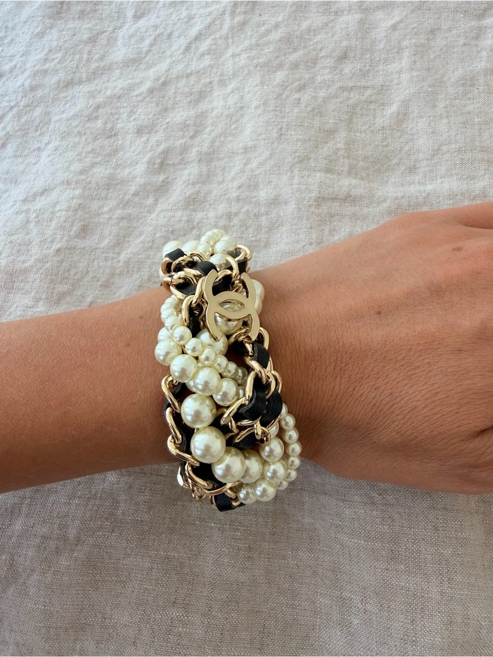 ✨CHANEL Gold, Black & Pearl Braided Logo Bracelet🖤 - Picture 9 of 12